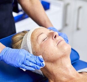 Hydrafacial Bury